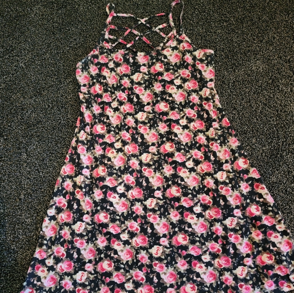Floral Sleeveless Dress with Crisscross Detail